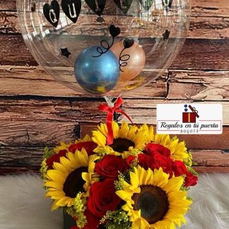 Corazón girasoles y rosas