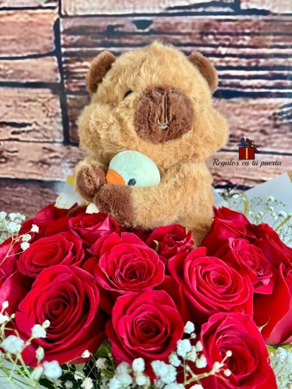 Bouquet de rosas y peluche - Imagen 2